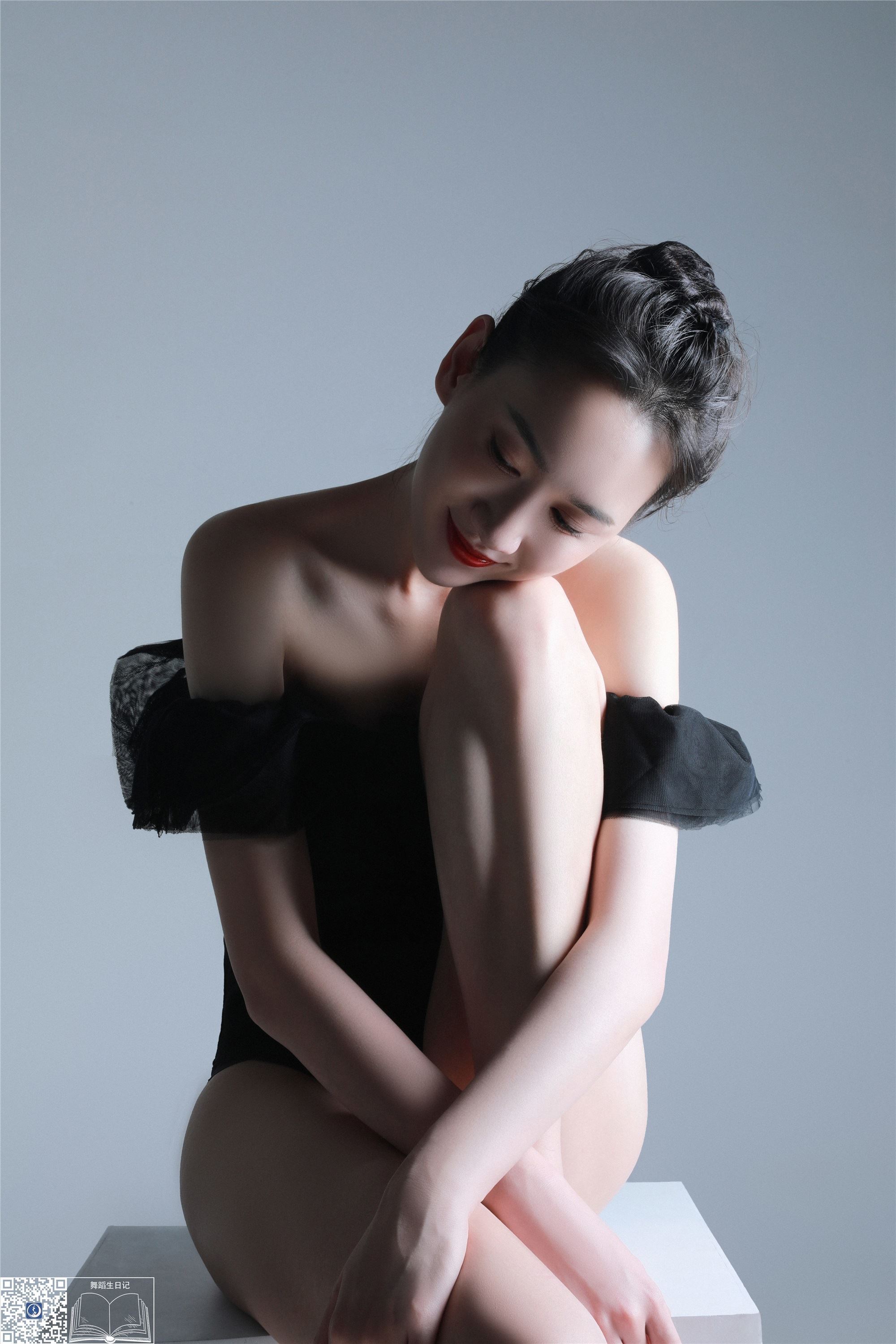 GALLI嘉丽 舞蹈生日记 014 - POPPY